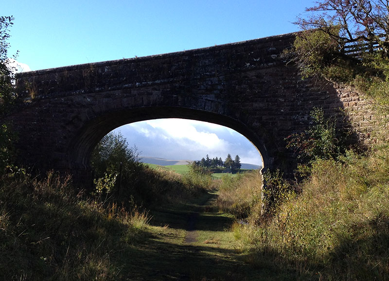 Walkiing towards Ravenstonedal